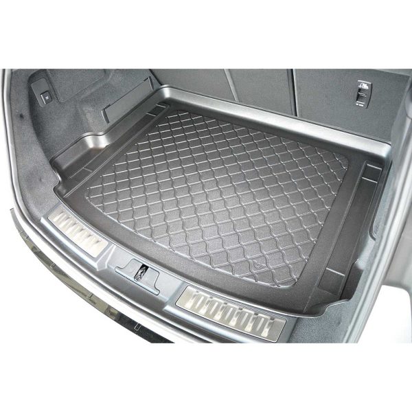 RANGE ROVER EVOQUE 2019 ONWARDS INC HYBRID Boot Liner Mat 4